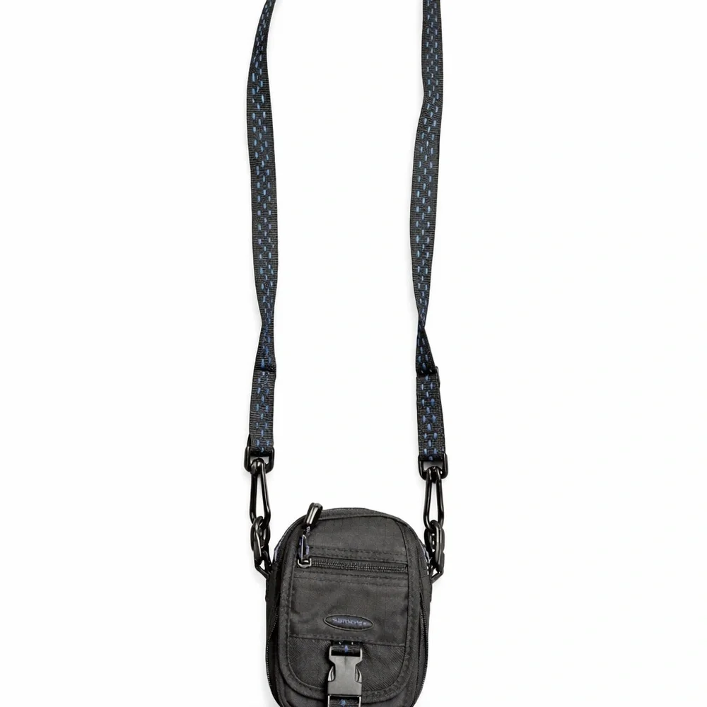Samsonite Compact Crossbody Travel Bag – Black Nylon w/ Blue Stitch Strap - Picture 4 of 4